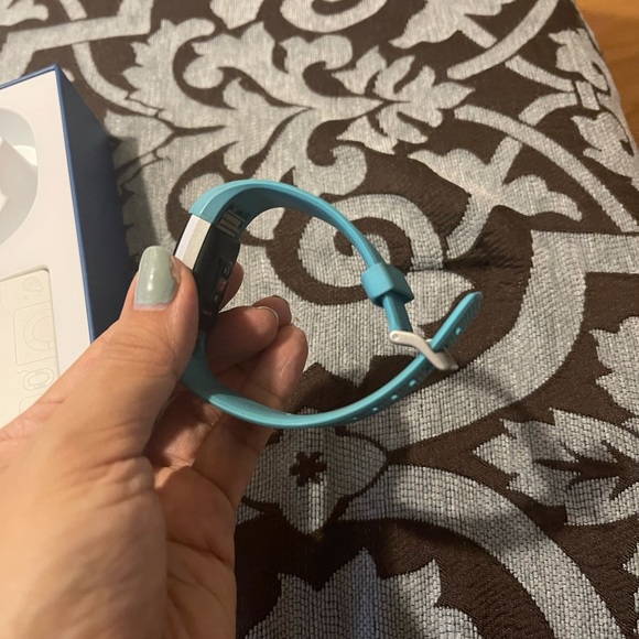 Fitbit Charge 2 Activity Tracker + Heart Rate - Picture 3 of 8